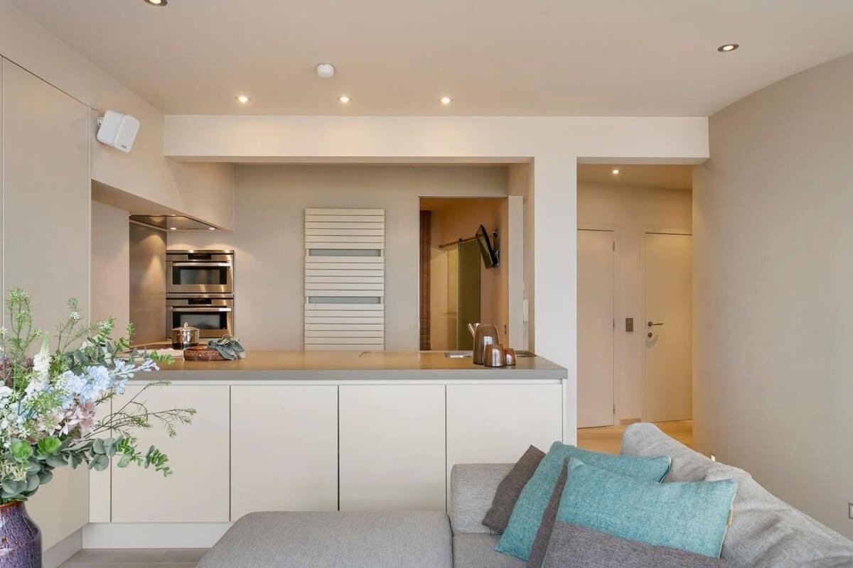 Huswell - Unique Apartment With Sea-View Near The Center Knokke-Heist Exterior photo